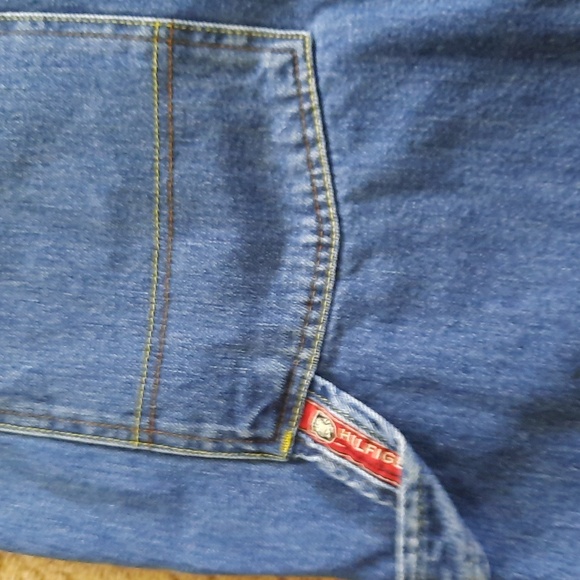 Vintage Tommy Hilfiger red label denim shorts, carpenter fit, size 36, Y2K - Picture 4 of 7